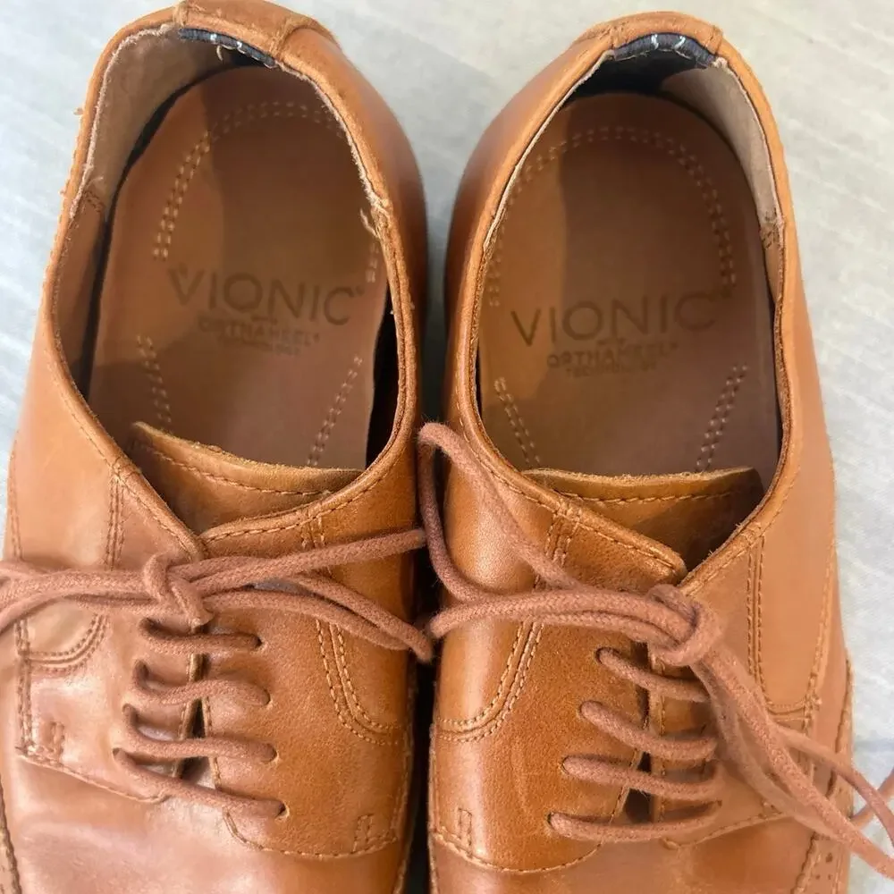 Vionic Men's Harrison Toffee/Tan Leather Wingtip Oxford Dress Shoes SZ 7